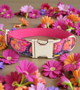 Collar Floral Ajustable para Perro