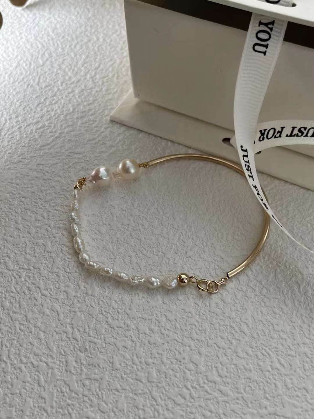 Akoya with pearl bracelet