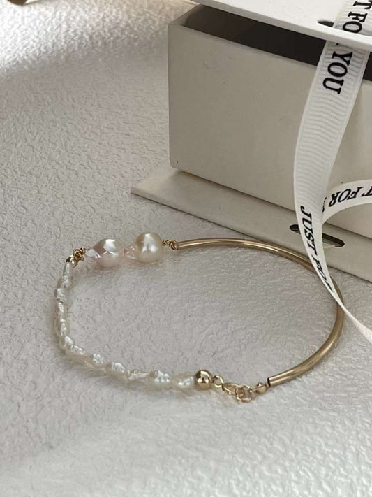 Akoya with pearl bracelet